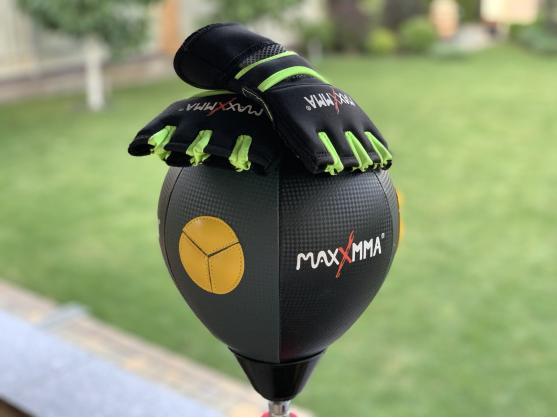 Груша для бокса скоростная напольная водоналивная с чехлом-утяжелителем и перчатками MAXXMMA RAB04
